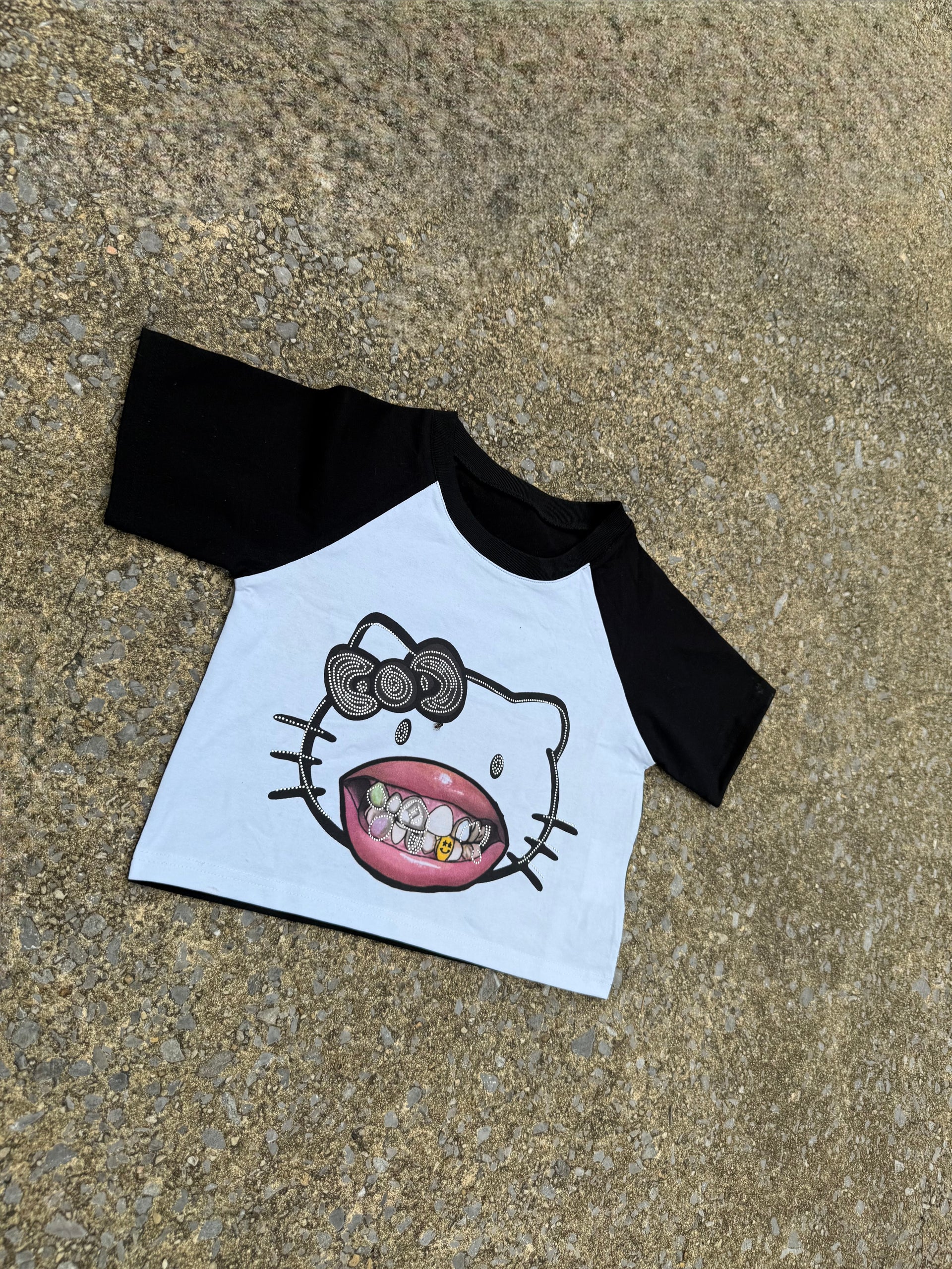 Cropped Hello Kitty Grill Baby Teei